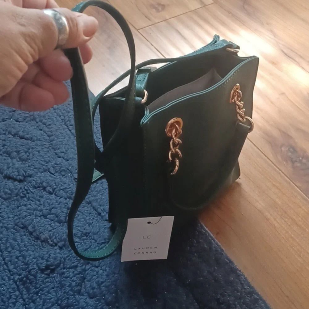 Purse - Picture 4 of 5